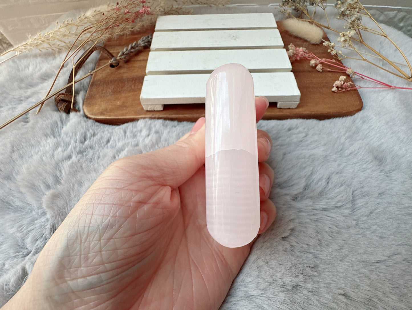 Mangano Calcite Rectangle Palm Stone