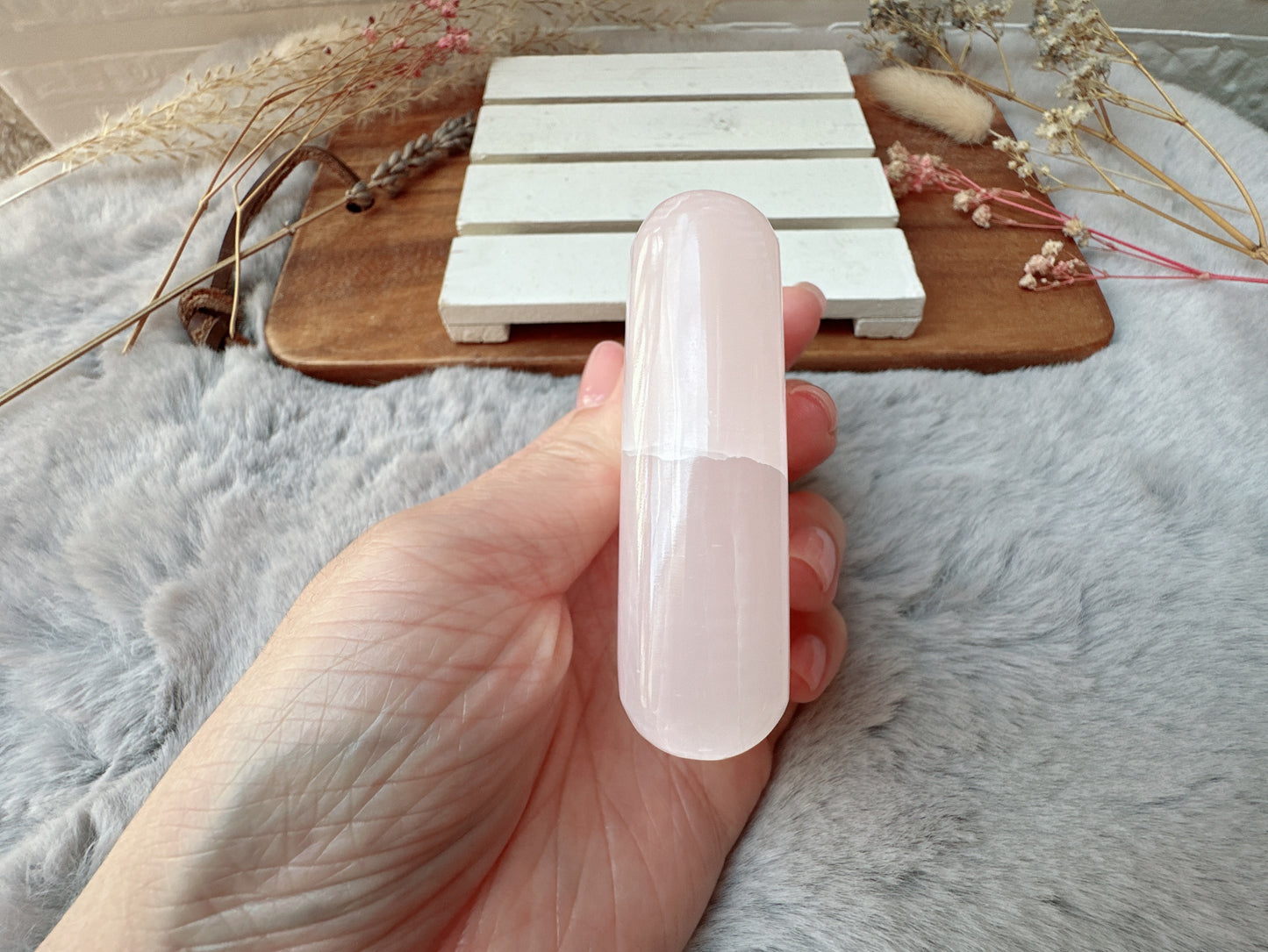 Mangano Calcite Rectangle Palm Stone
