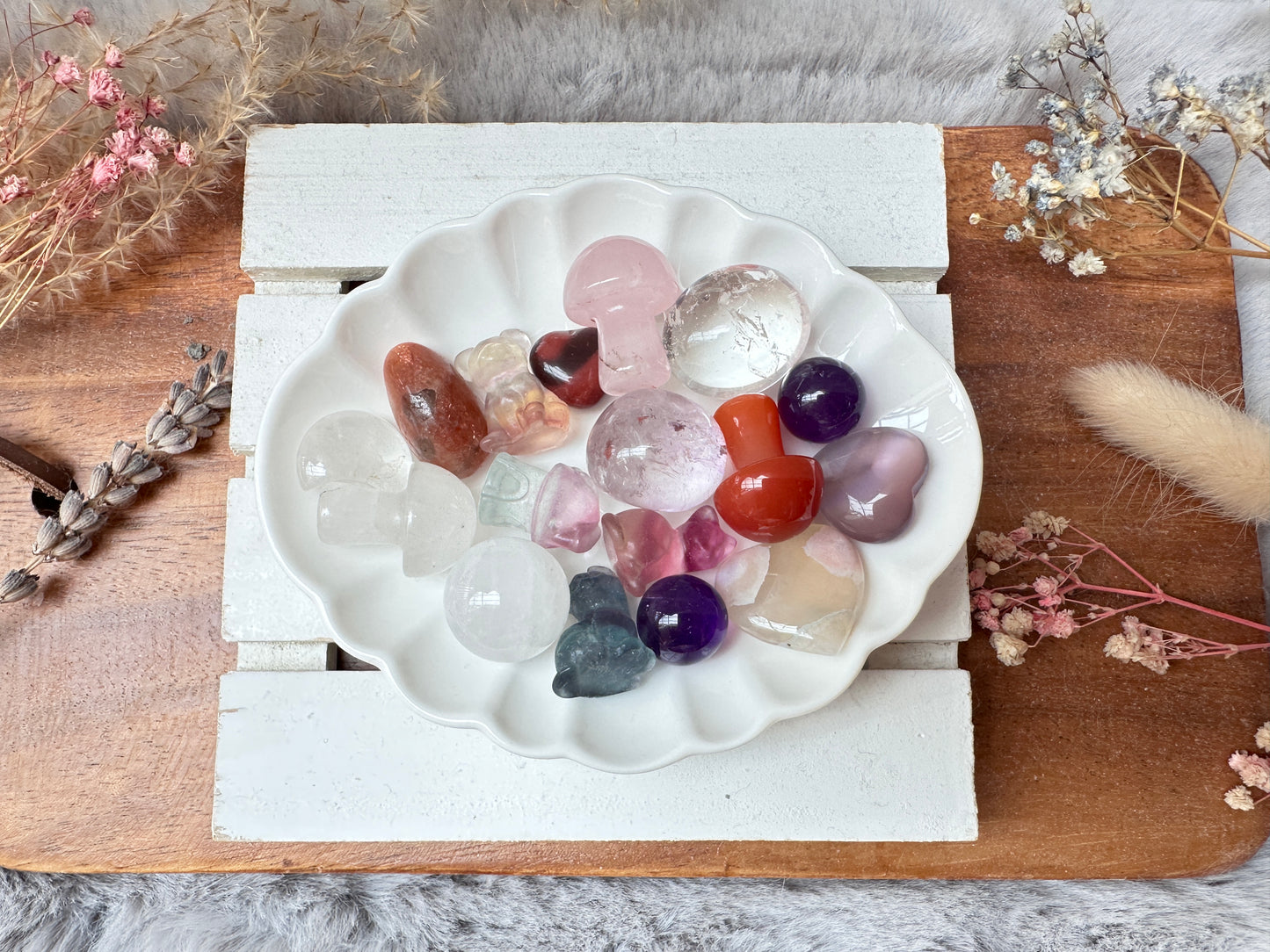 Tiny Crystal Carvings & Tumbles Mystery Confetti Mix
