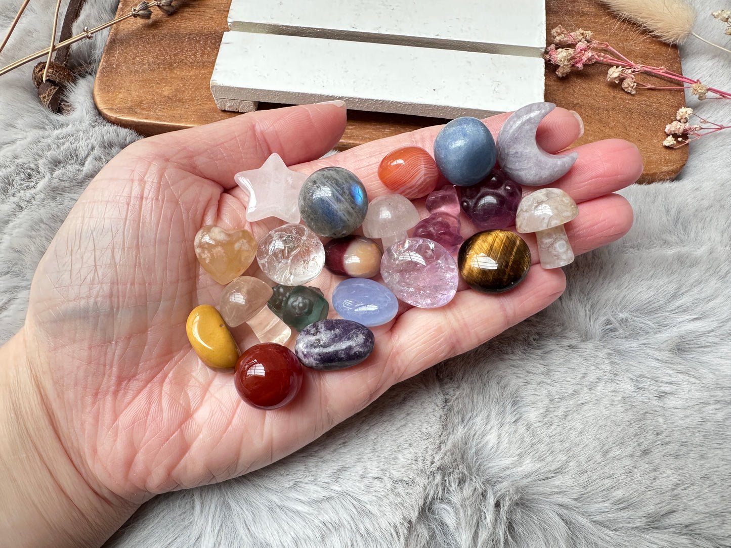 Tiny Crystal Carvings & Tumbles Mystery Confetti Mix